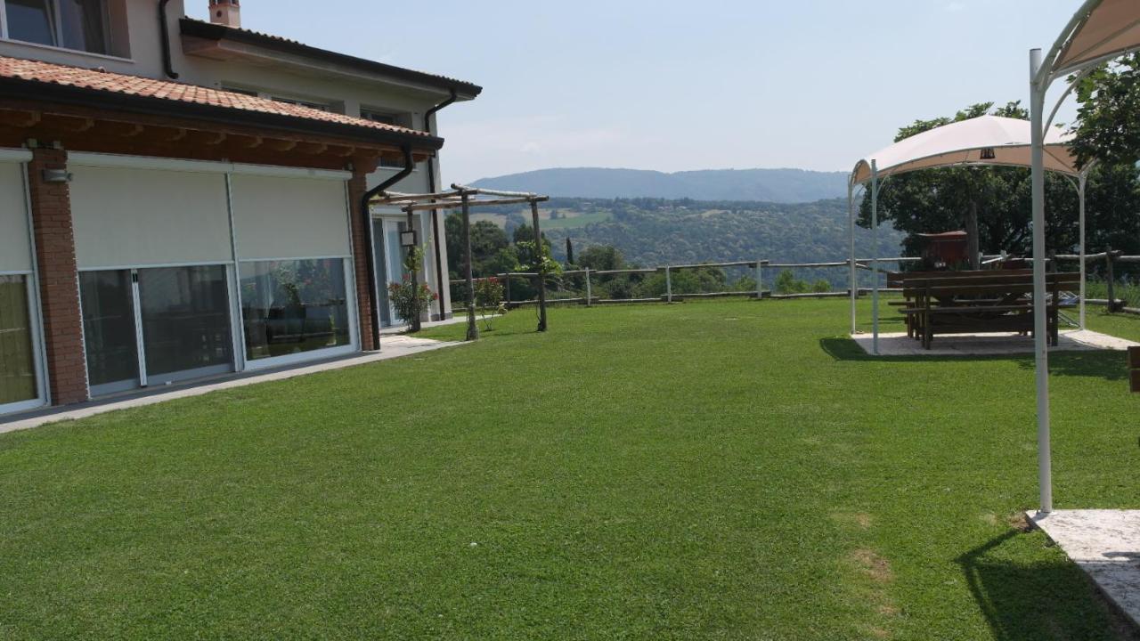 Agriturismo Fattoria Monte Baldo Vista Lago Caprino Veronese Bagian luar foto