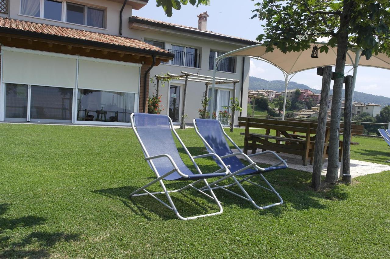 Agriturismo Fattoria Monte Baldo Vista Lago Caprino Veronese Bagian luar foto