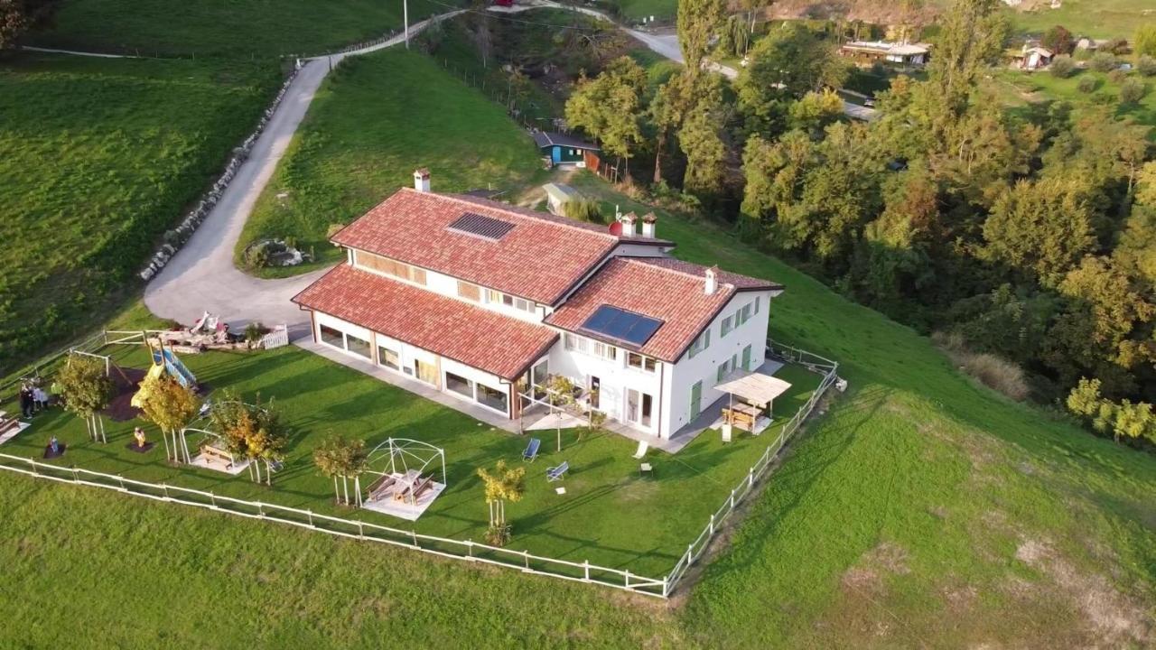 Agriturismo Fattoria Monte Baldo Vista Lago Caprino Veronese Bagian luar foto