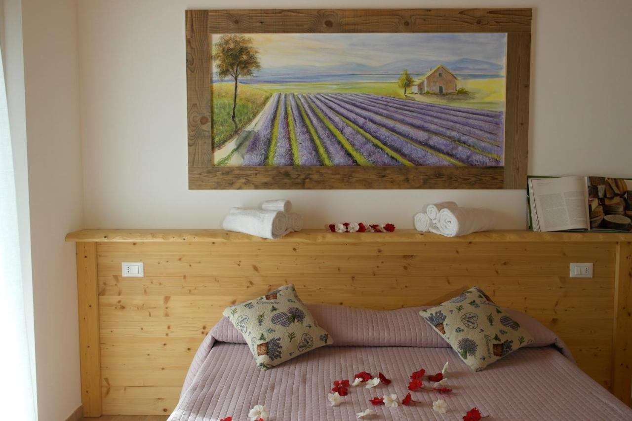 Agriturismo Fattoria Monte Baldo Vista Lago Caprino Veronese Bagian luar foto